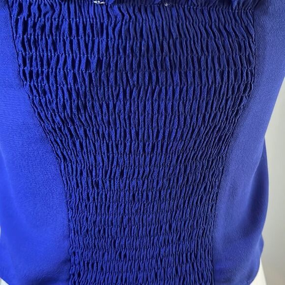 OLIVACEOUS blue top w/ side zipper, adjustable straps & elastic back panel NWT - Picture 4 of 9